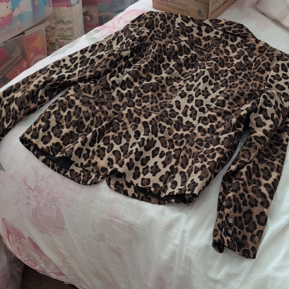 Cache Leopard Print Blazer in Brown and Black - Picture 5 of 9